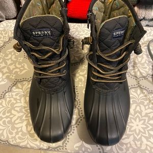 Black Sperry Duck Boots, Size 7